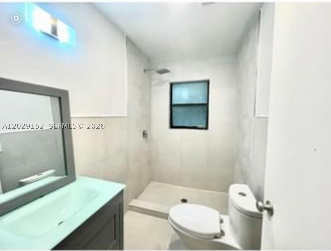 Hollywood East - Residential