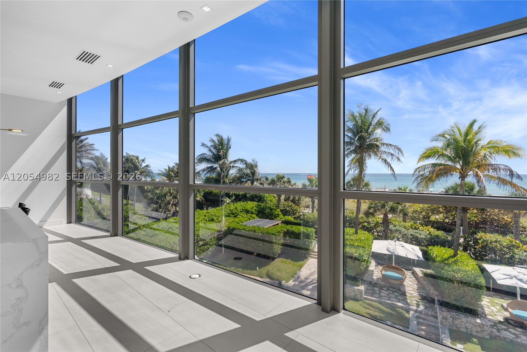MEI CONDO - Residential