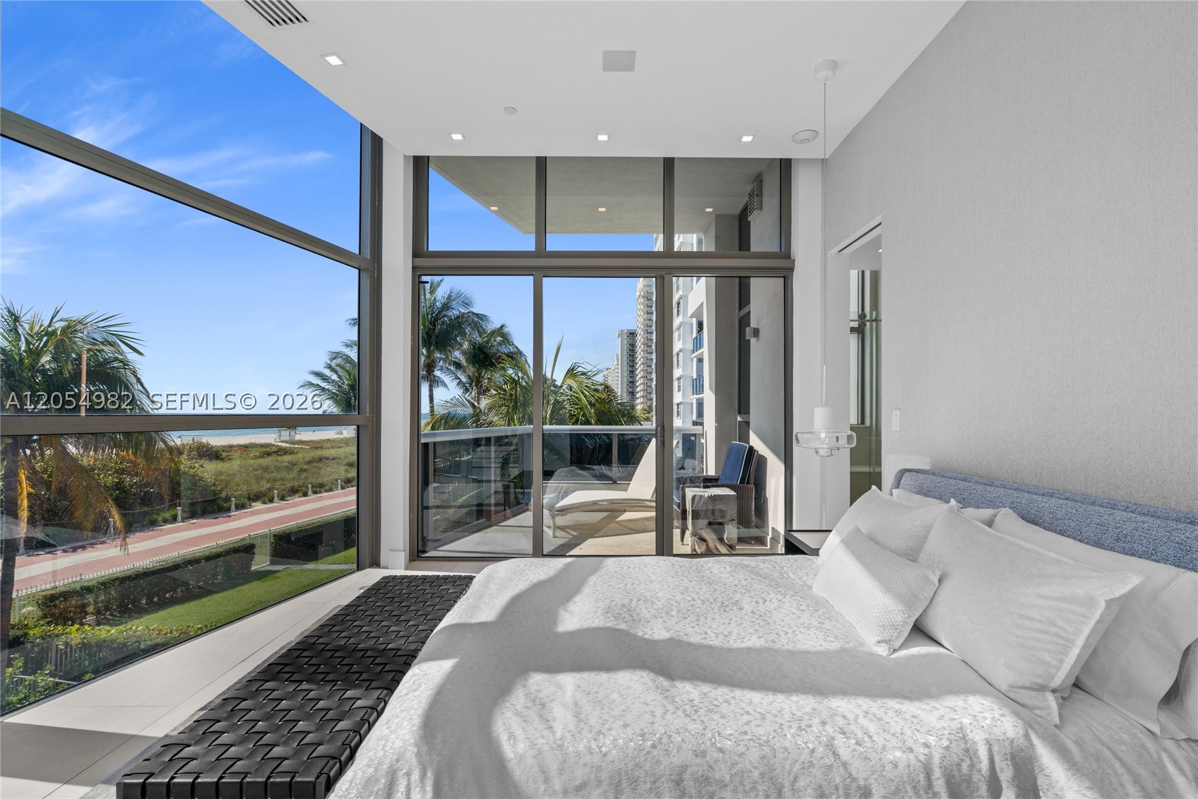MEI CONDO - Residential
