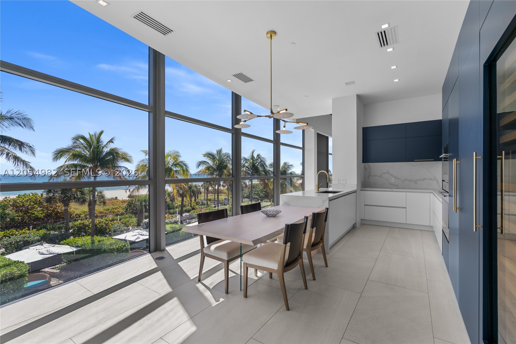 MEI CONDO - Residential
