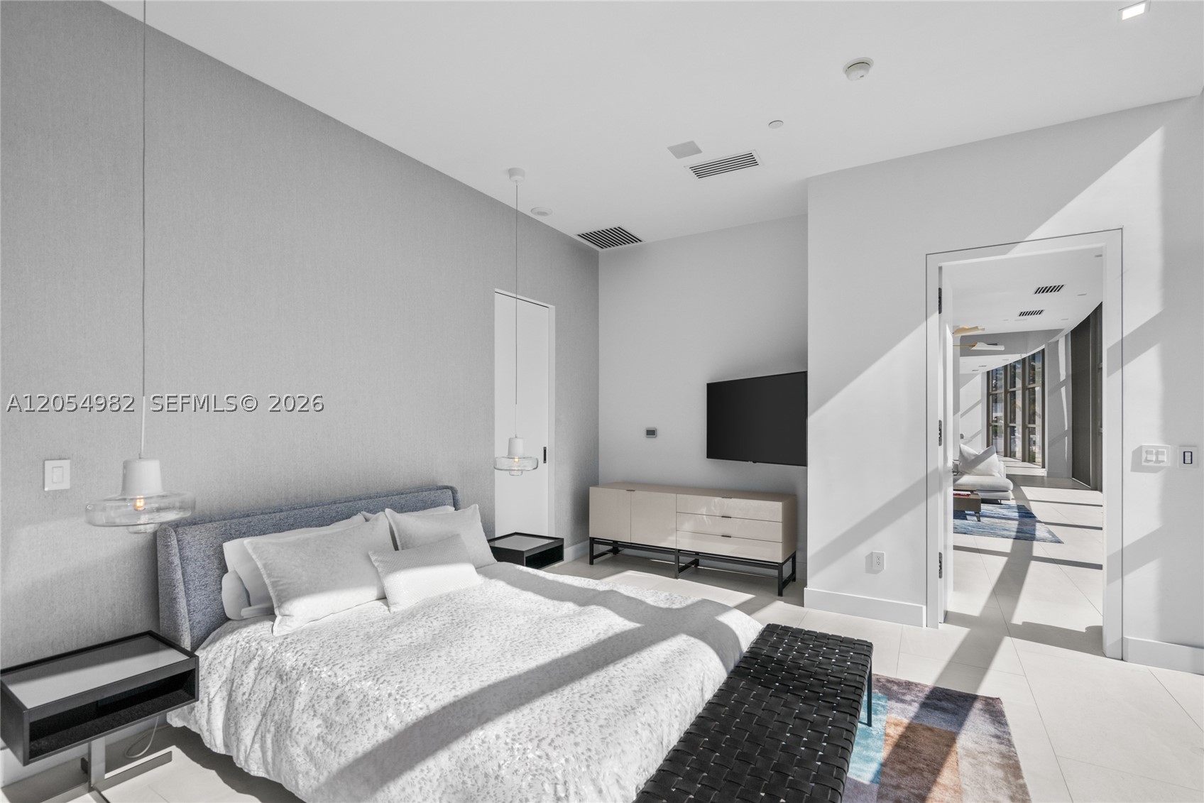 MEI CONDO - Residential