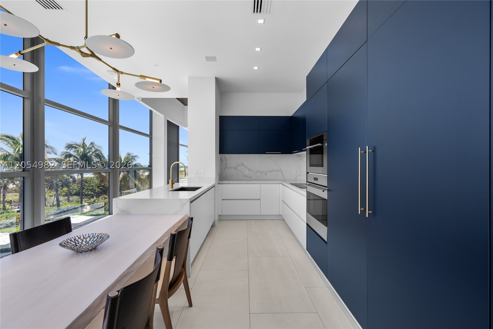 MEI CONDO - Residential