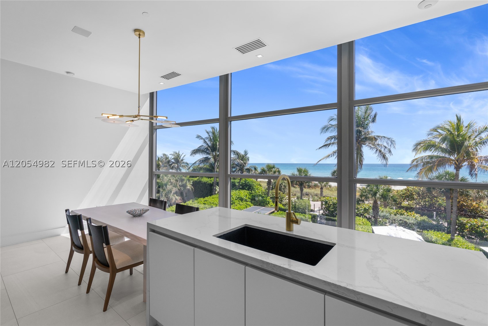 MEI CONDO - Residential
