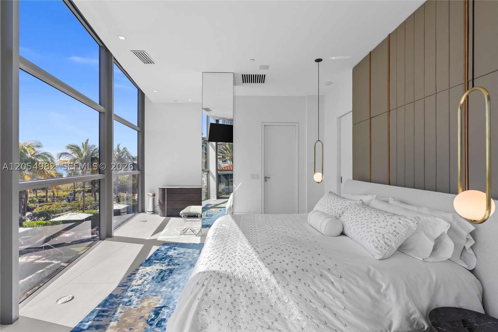 MEI CONDO - Residential