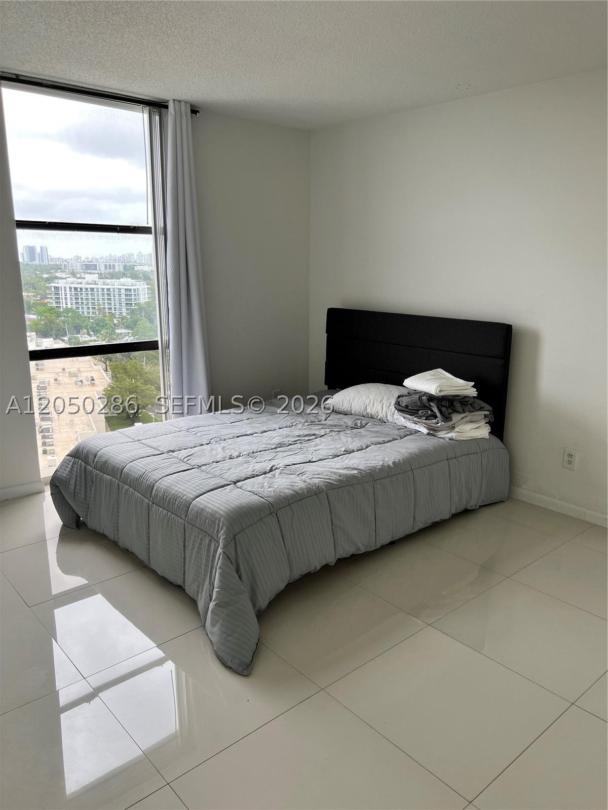 SAILBOAT CAY CONDO - Residential Lease