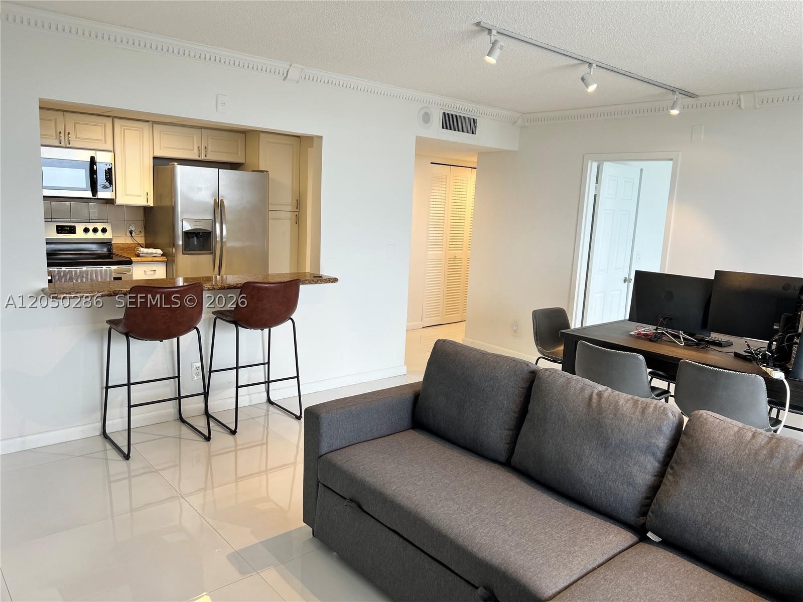 SAILBOAT CAY CONDO - Residential Lease
