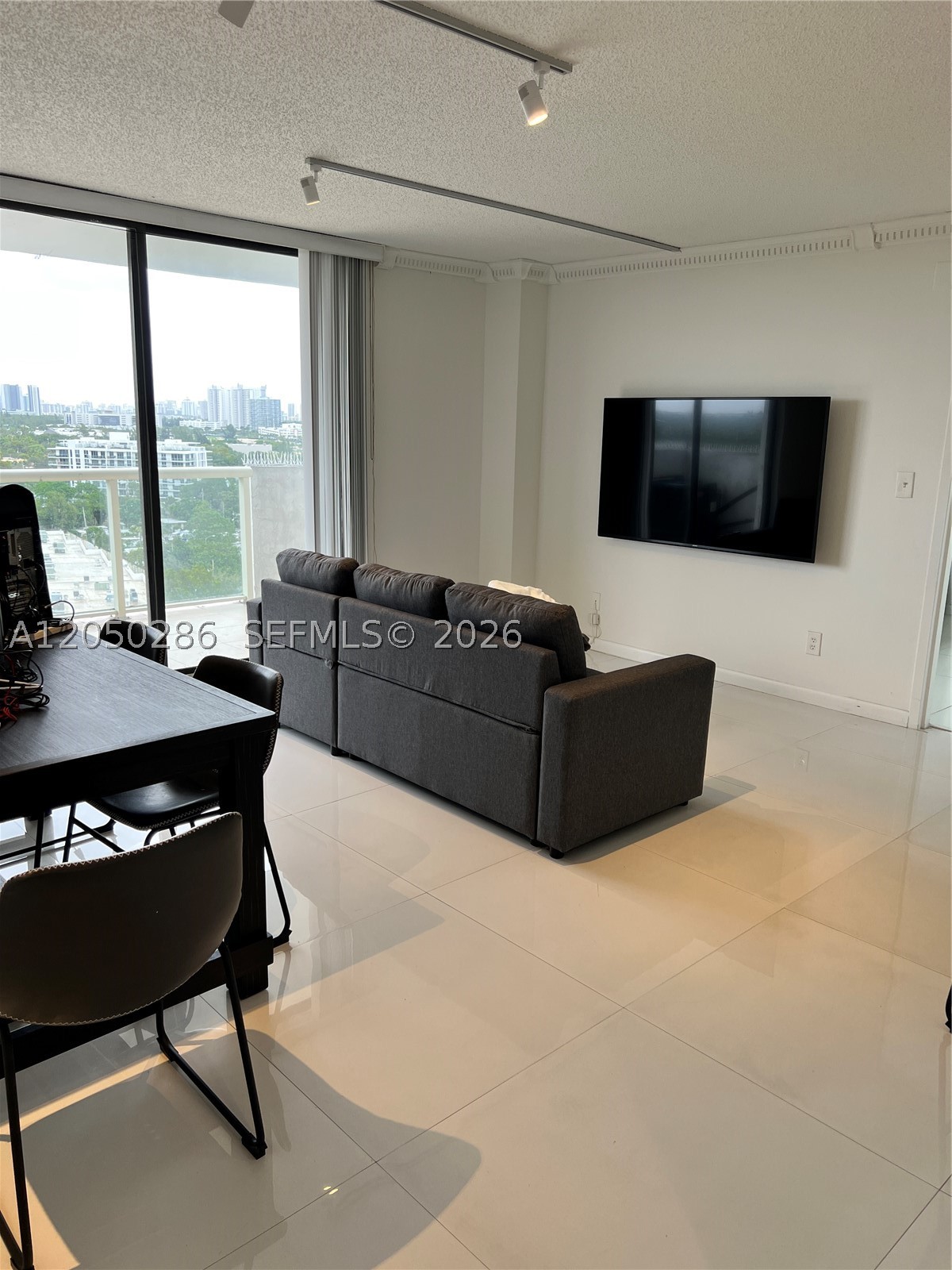 SAILBOAT CAY CONDO - Residential Lease
