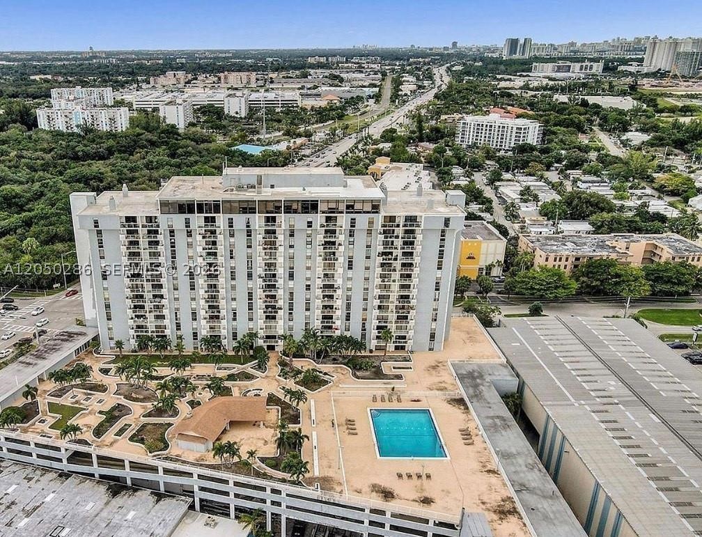 SAILBOAT CAY CONDO - Residential Lease