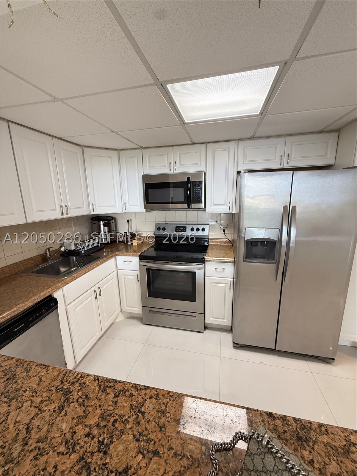 SAILBOAT CAY CONDO - Residential Lease