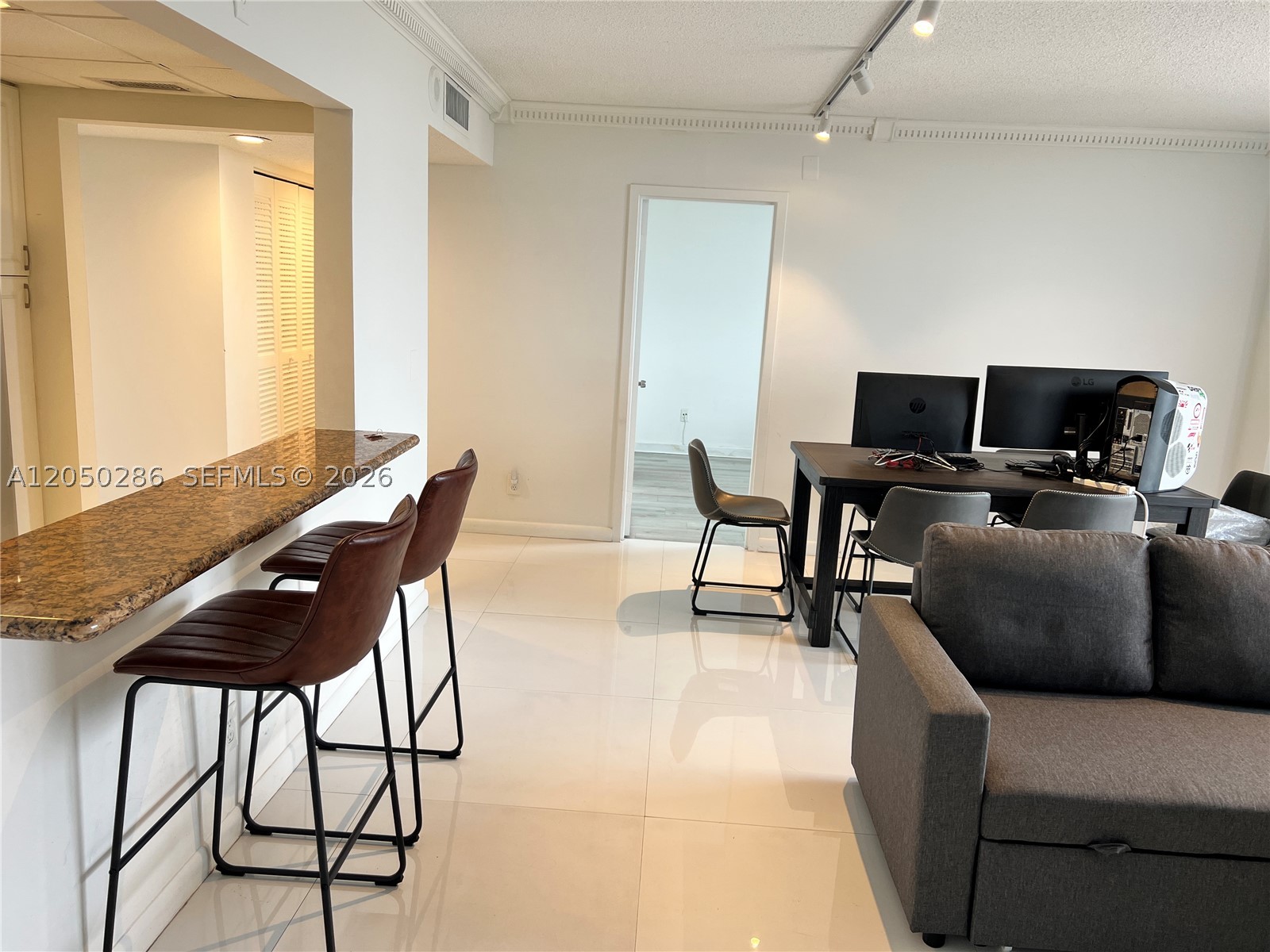 SAILBOAT CAY CONDO - Residential Lease