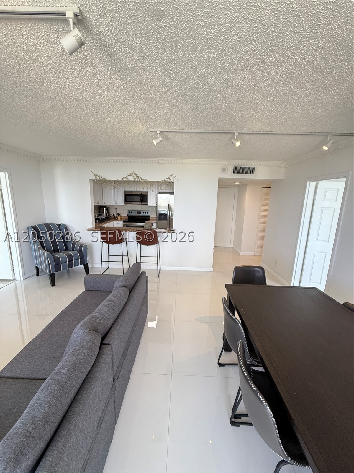 SAILBOAT CAY CONDO - Residential Lease