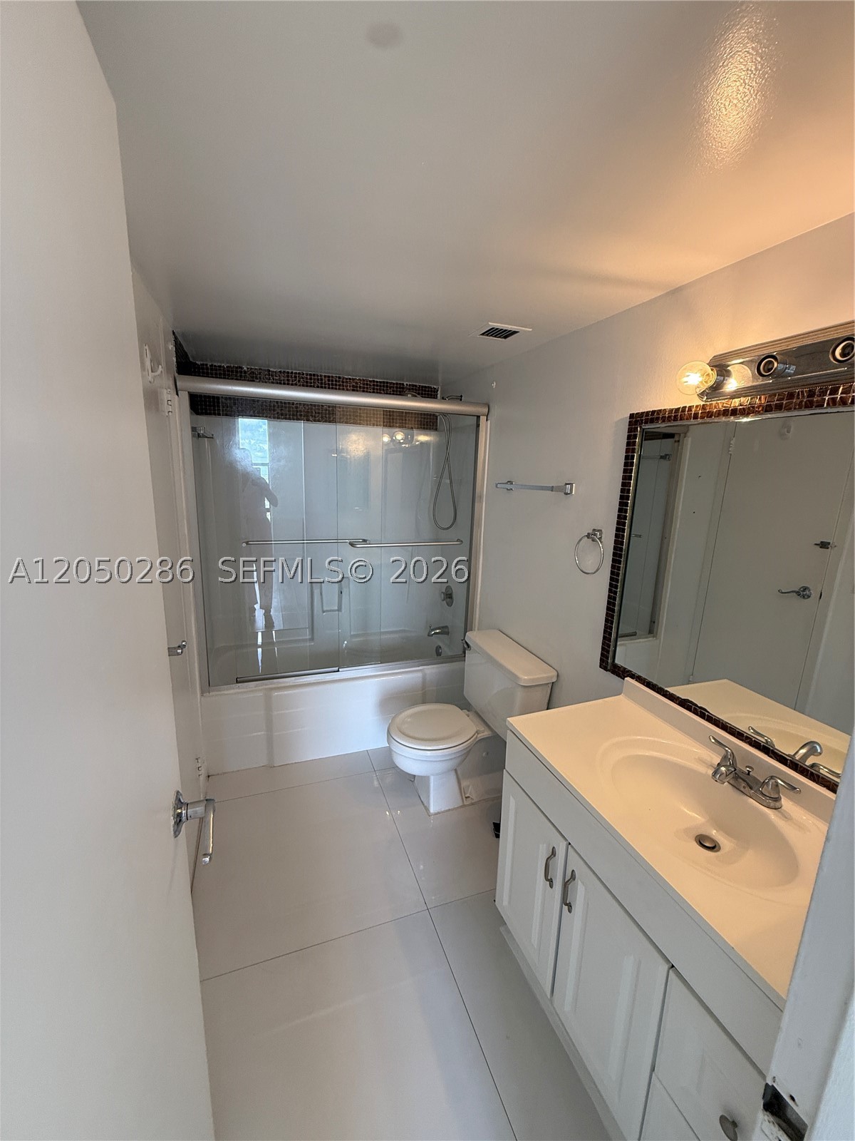 SAILBOAT CAY CONDO - Residential Lease