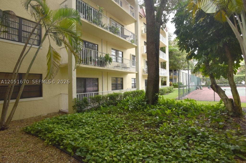 WISPERWOOD VILLAGE CONDO - Residential Lease