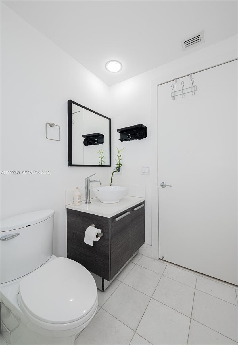 ARTECH RESIDENCES AT AVEN - Residential