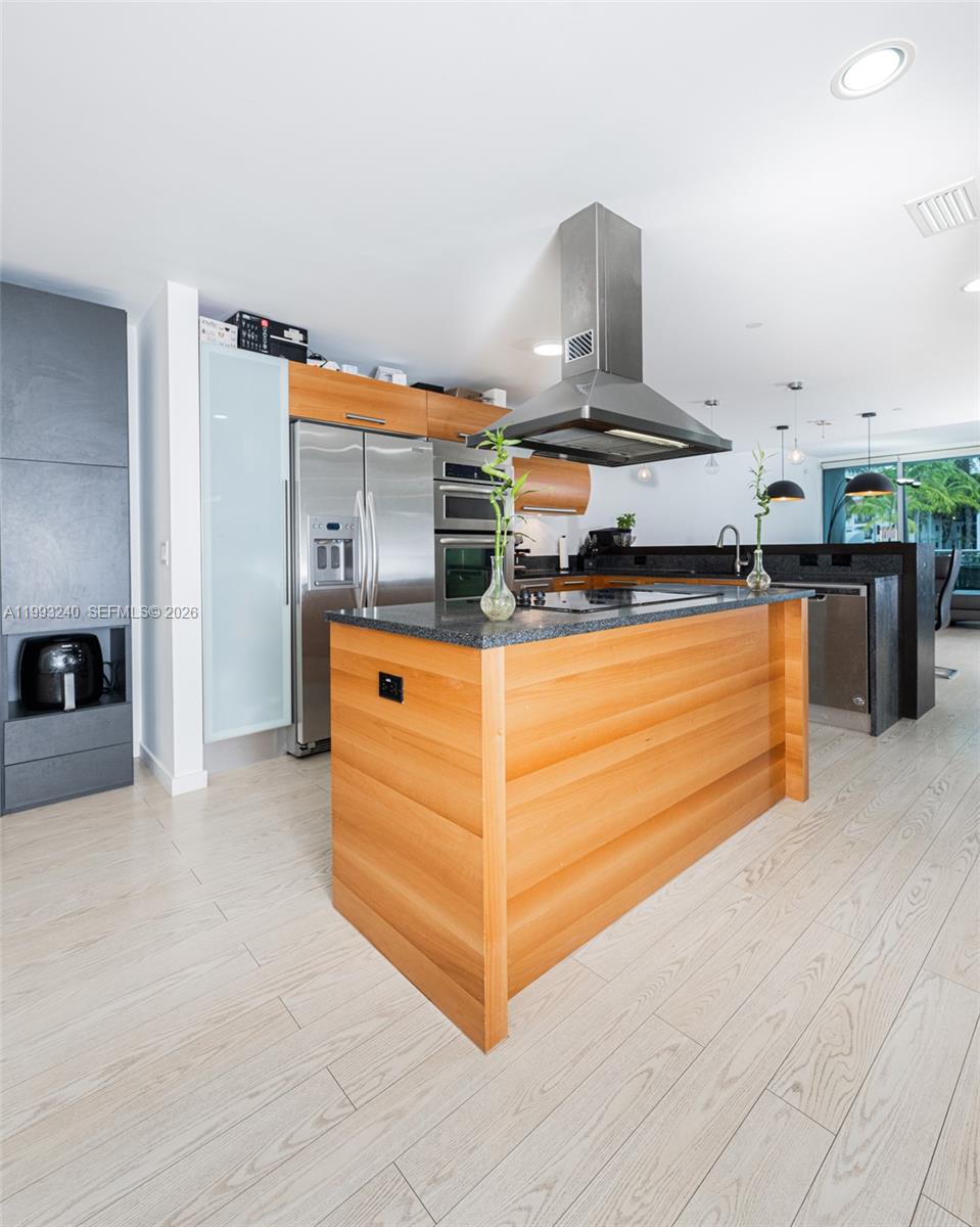 ARTECH RESIDENCES AT AVEN - Residential