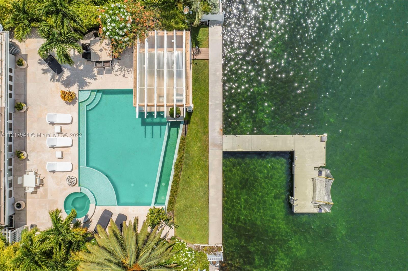 TREASURE ISLAND - Residential