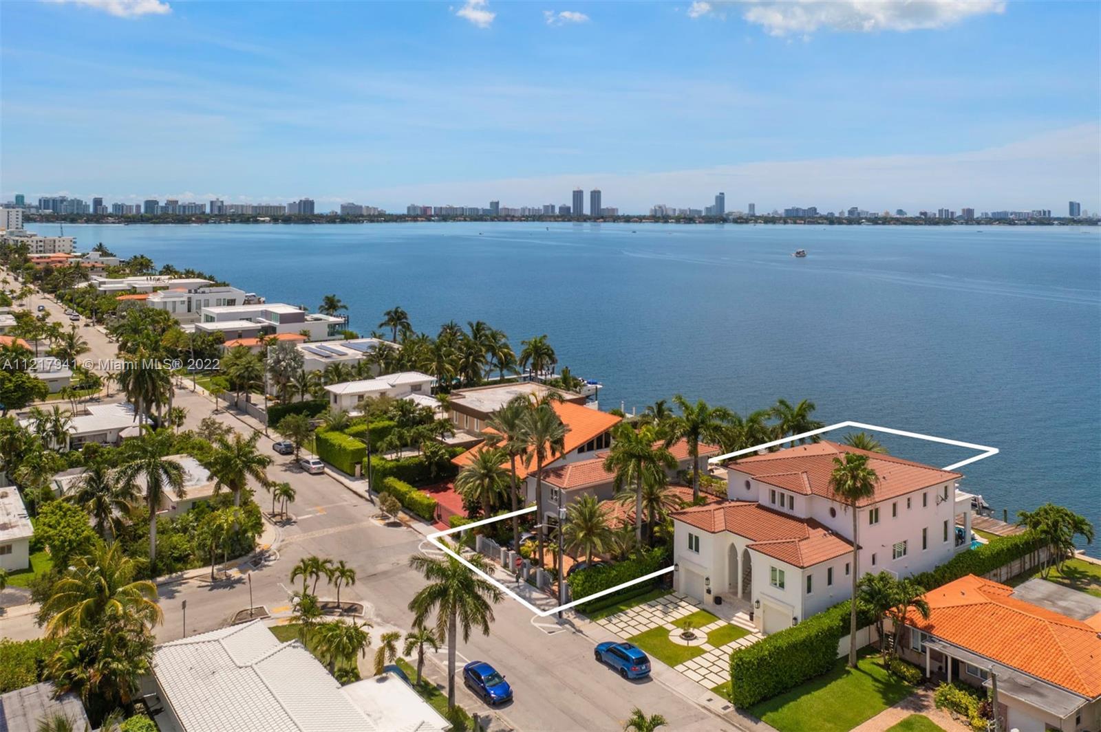 TREASURE ISLAND - Residential