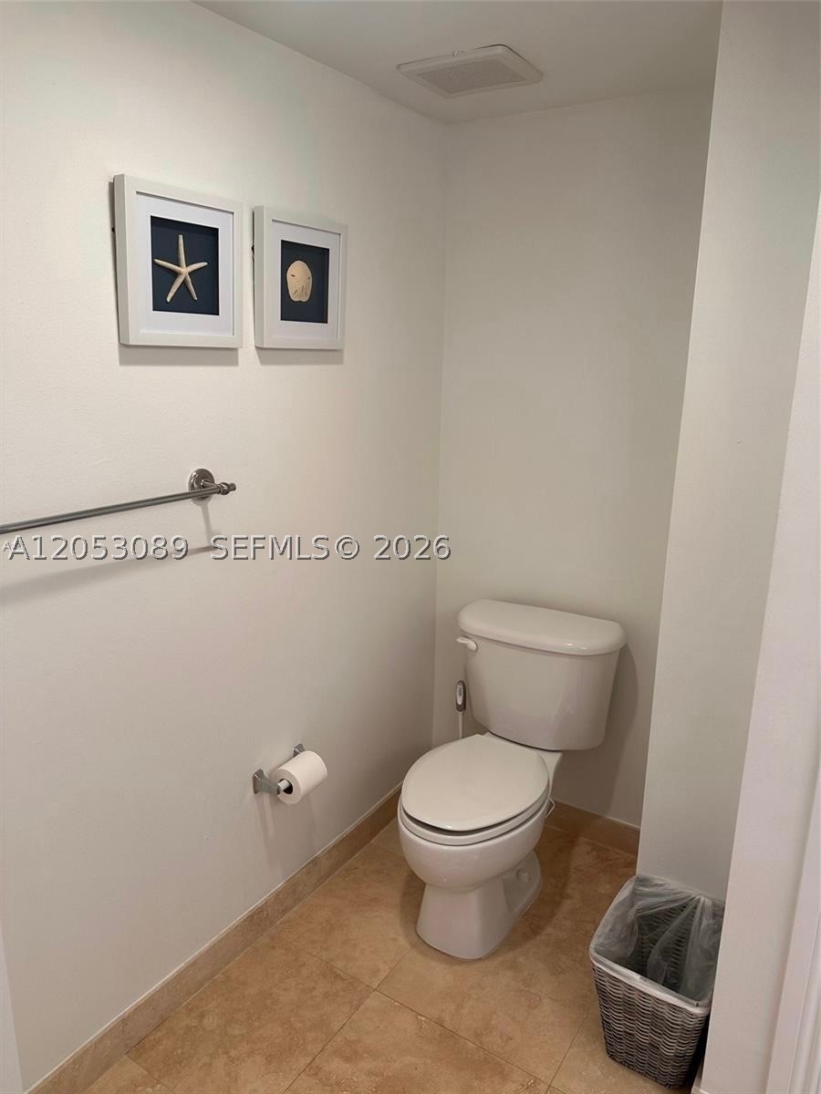 2080 OCEAN DRIVE CONDO - Residential Lease