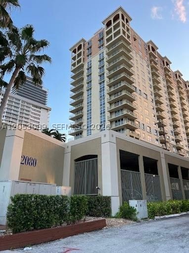 2080 OCEAN DRIVE CONDO - Residential Lease