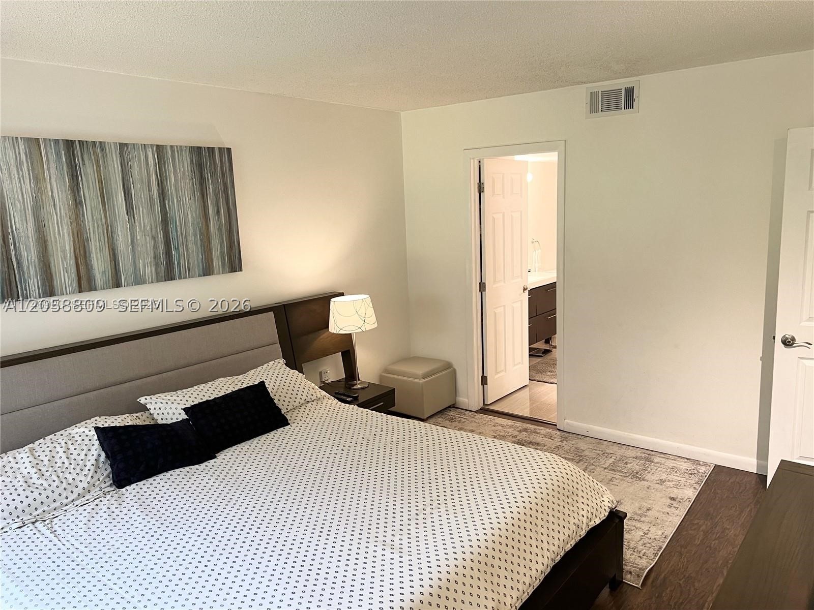 INVERWOOD CONDO - Residential