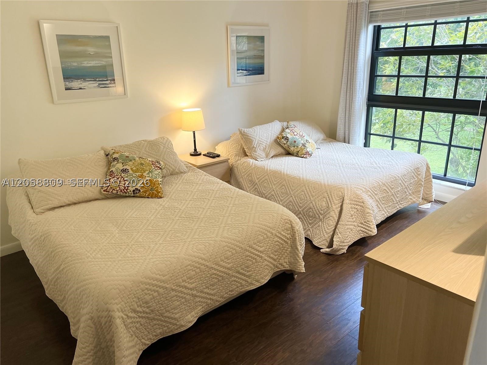 INVERWOOD CONDO - Residential