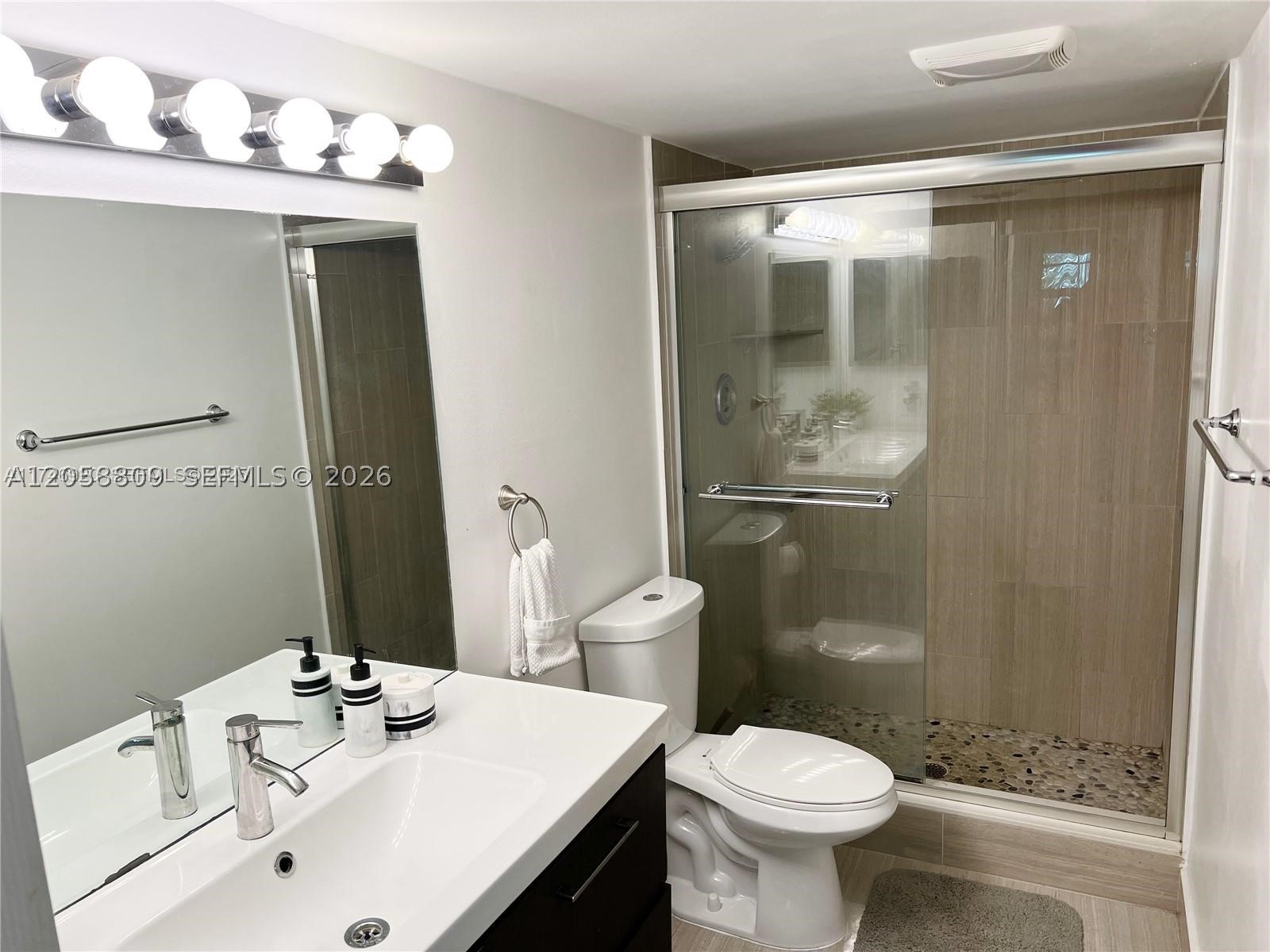 INVERWOOD CONDO - Residential