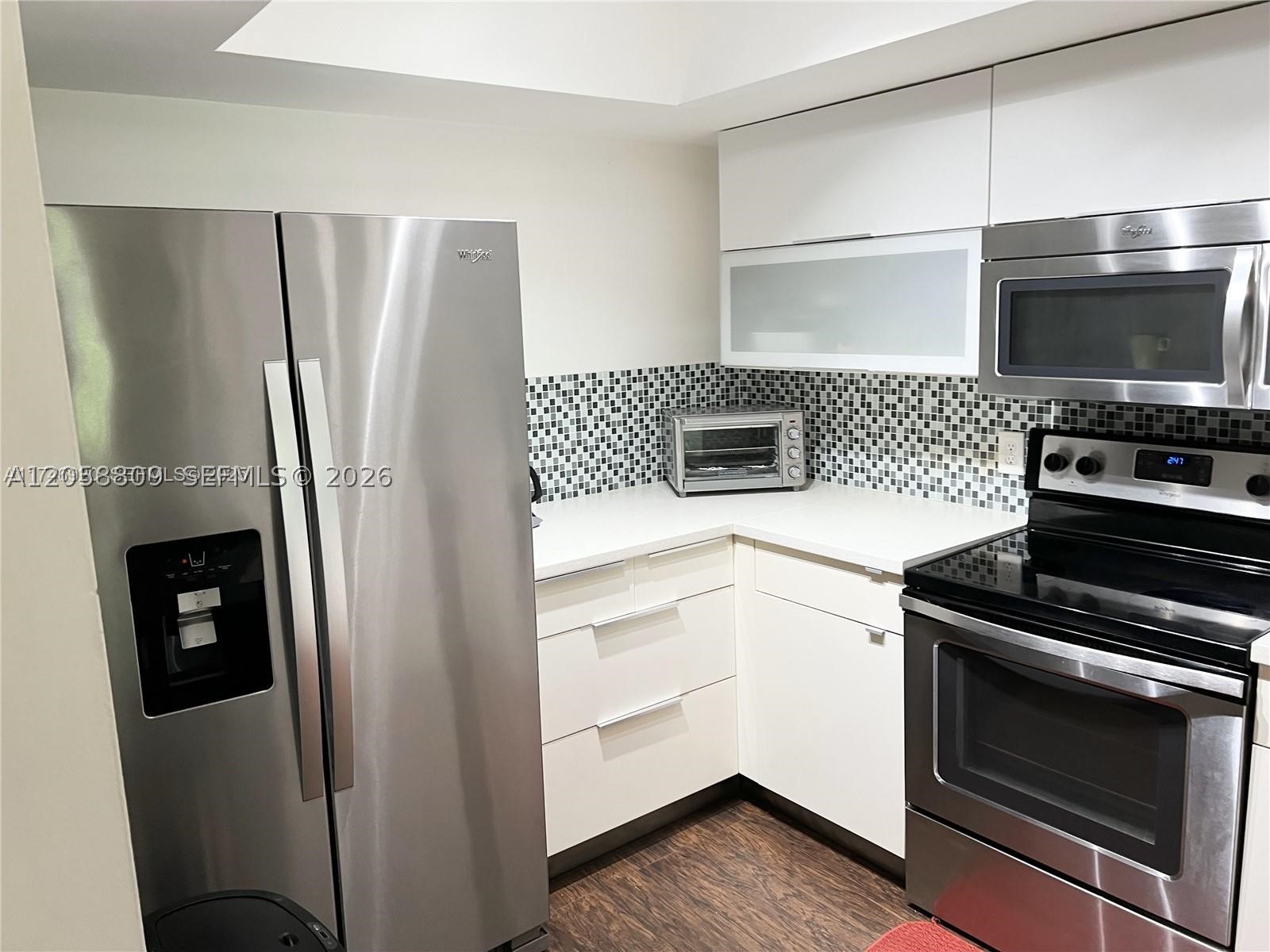 INVERWOOD CONDO - Residential