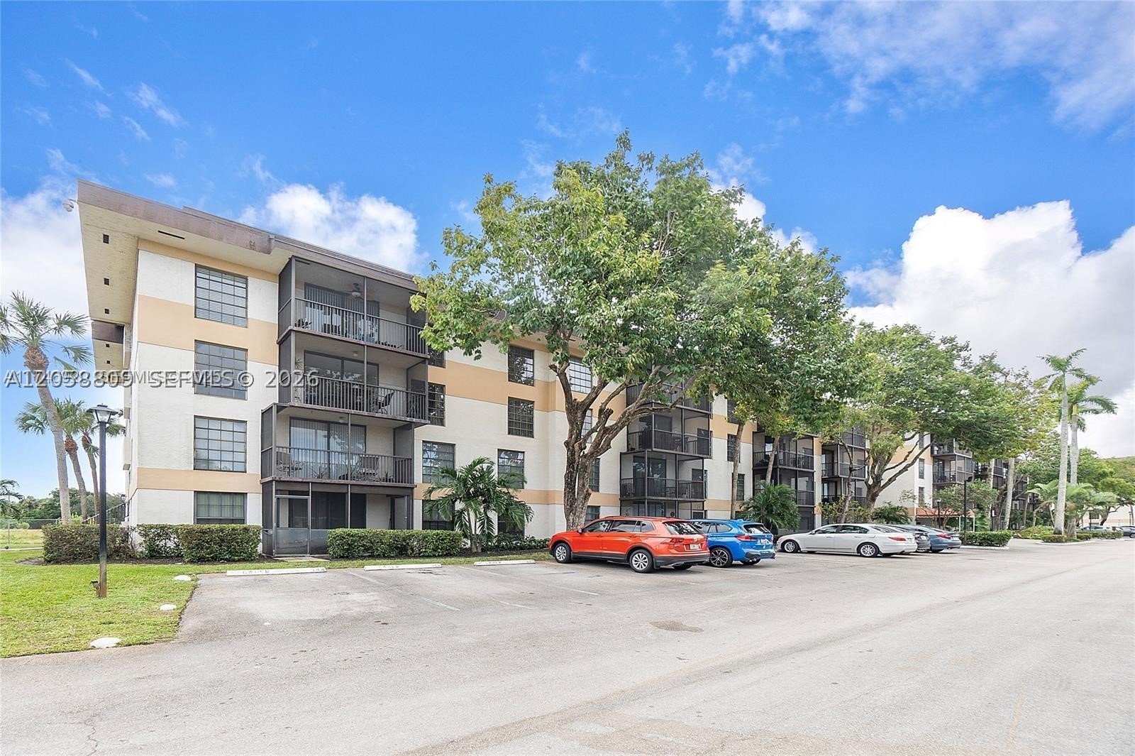 INVERWOOD CONDO - Residential