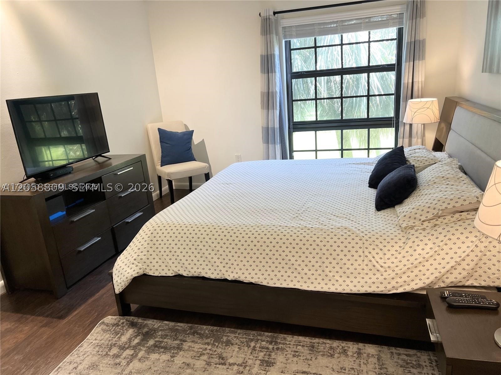 INVERWOOD CONDO - Residential