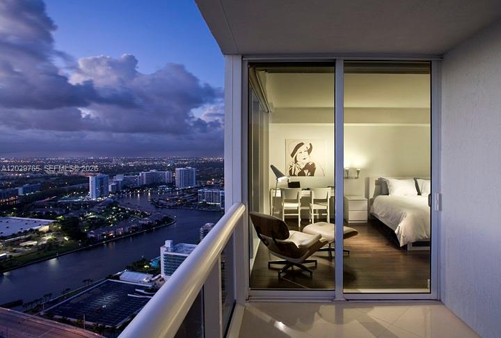 BEACH CLUB THREE - Residential Lease