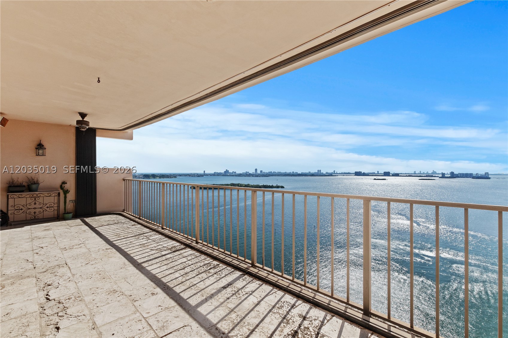 CRICKET CLUB CONDO - Residential