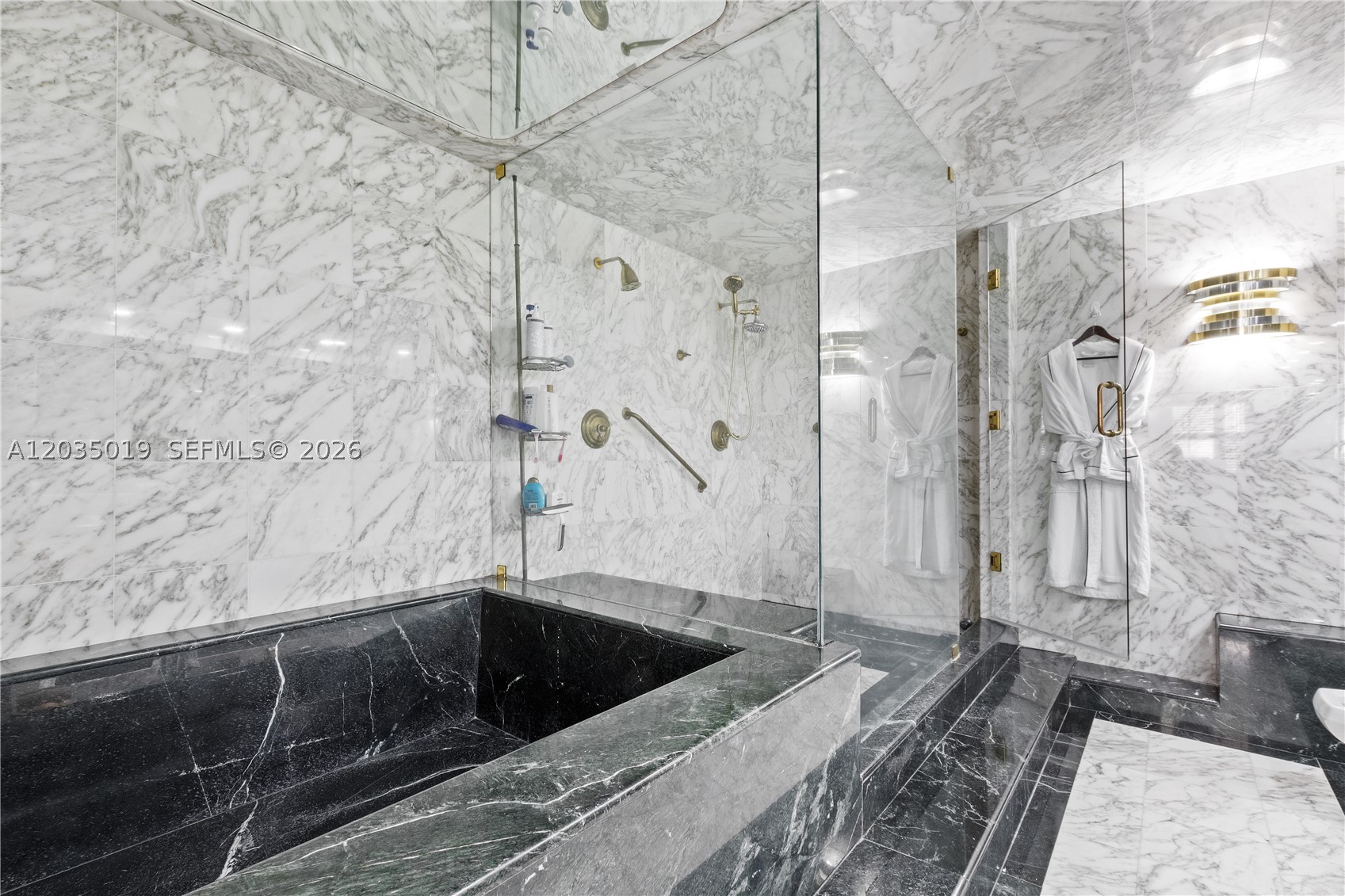 CRICKET CLUB CONDO - Residential