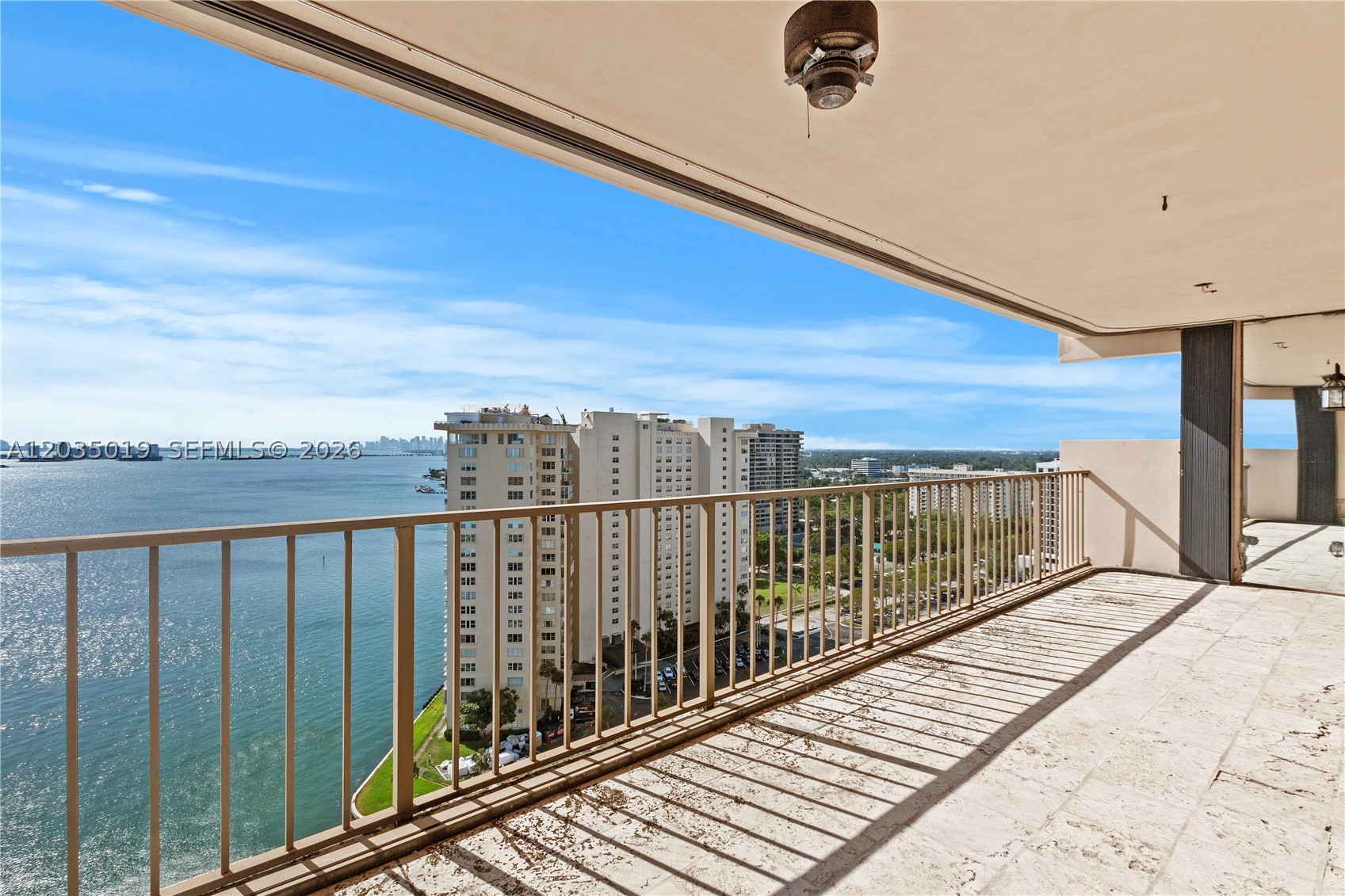 CRICKET CLUB CONDO - Residential