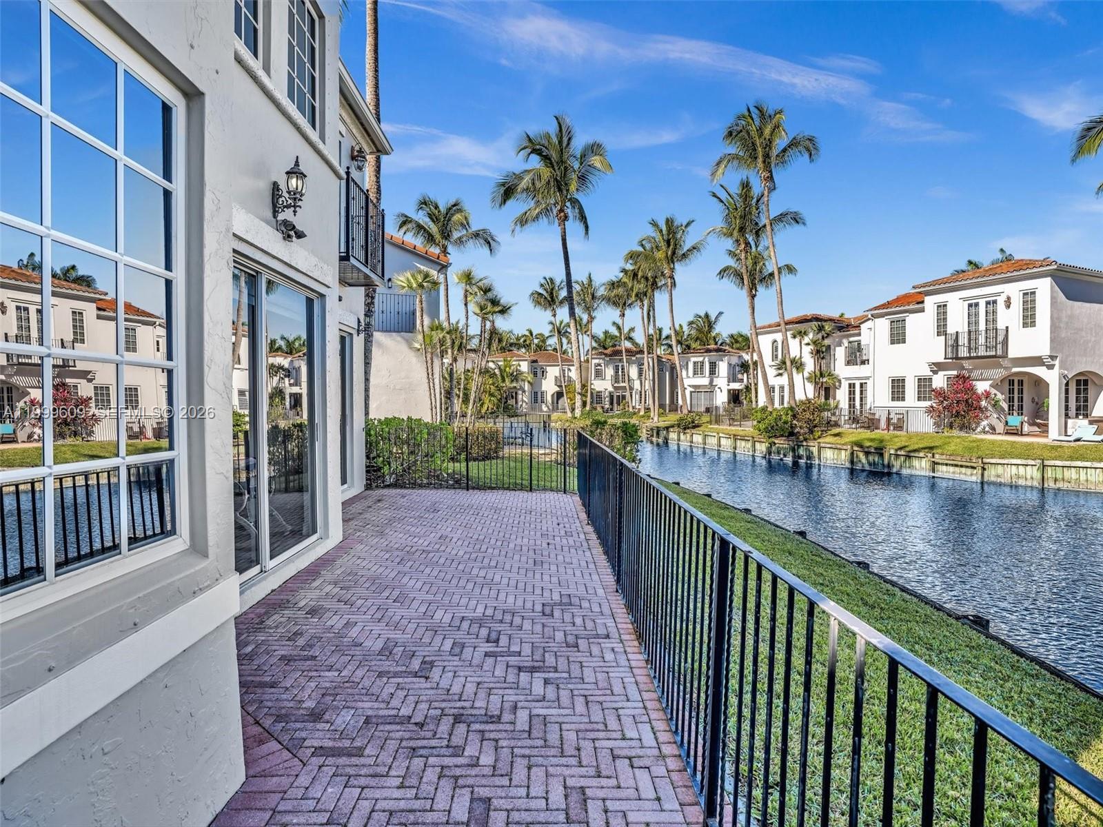 AVENTURA LAKES PHASE 1 - Residential