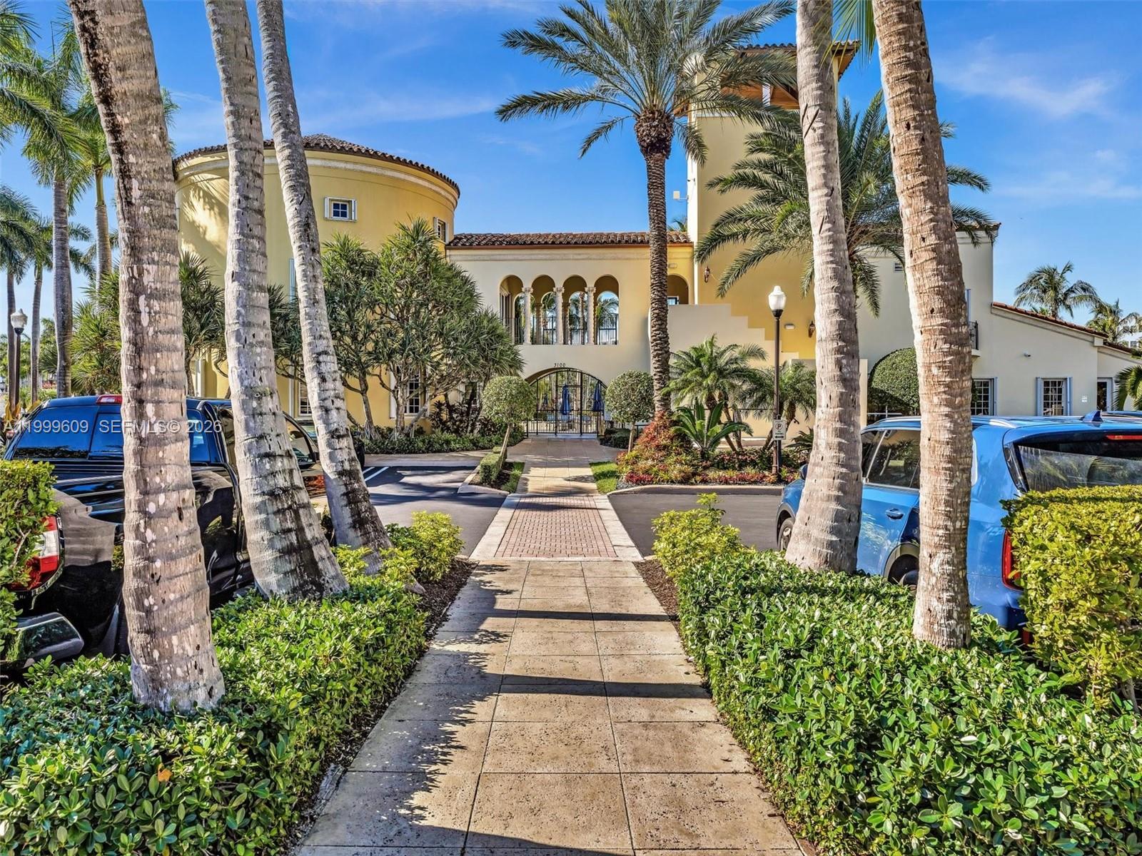 AVENTURA LAKES PHASE 1 - Residential