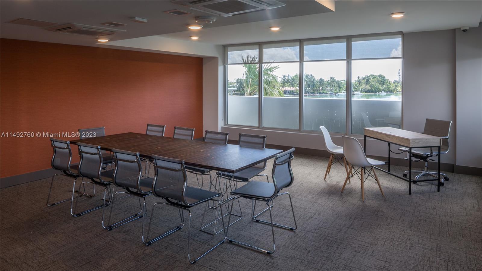 THE IVORY RESIDENCE CONDO - Residential Lease