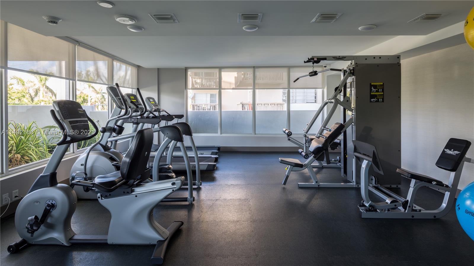 THE IVORY RESIDENCE CONDO - Residential Lease