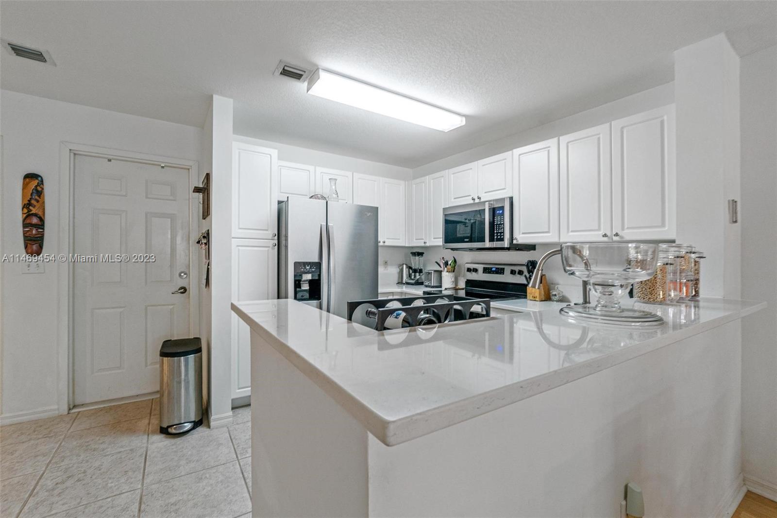 CRYSTAL LAKE 2ND SEC - Residential