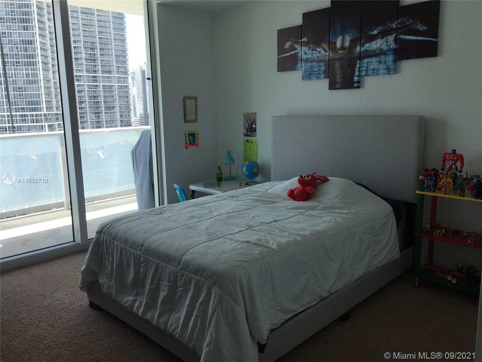 MET 1 CONDO - Residential