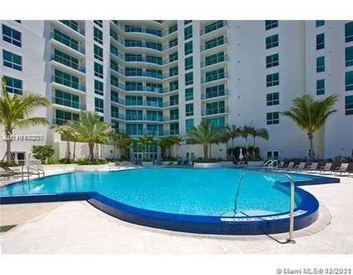 MET 1 CONDO - Residential