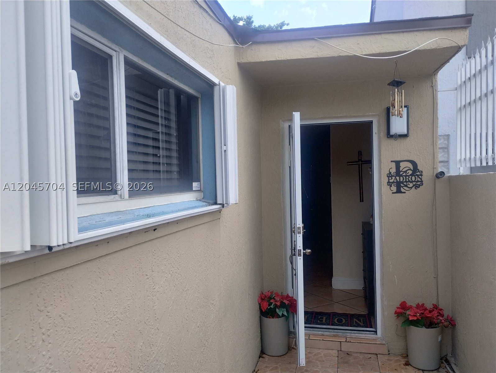 Welcome to this charming one-story townhouse in Hialeah! This inviting home features 1 bedroom, 1 bathroom, and a versatile additional space, that can be used as a home office, guest room, or flex space. Enjoy a private backyard overlooking a peaceful water view, perfect for relaxing and enjoying the outdoors. With parking for up to 3 vehicles and no HOA, this property offers both convenience and freedom. Whether you’re looking for your first home, an investment opportunity, or the perfect place to retire, this townhouse is a fantastic choice.