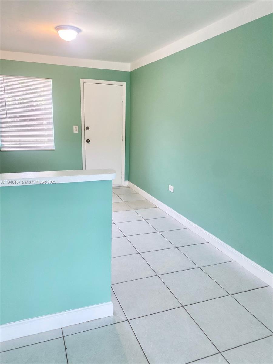 HIGHLAND SQUARE - Residential Lease