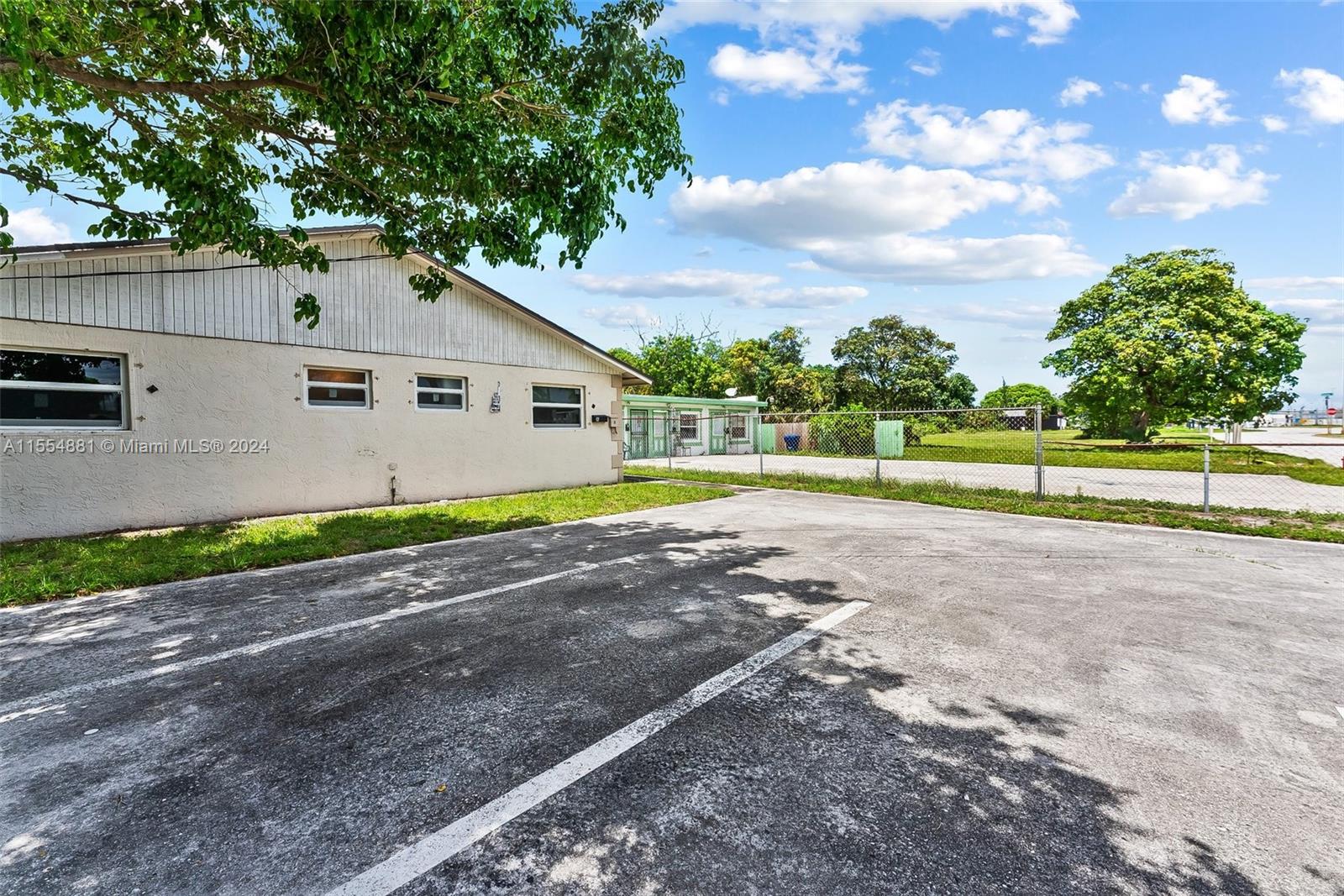 INLET CITY - Residential Income