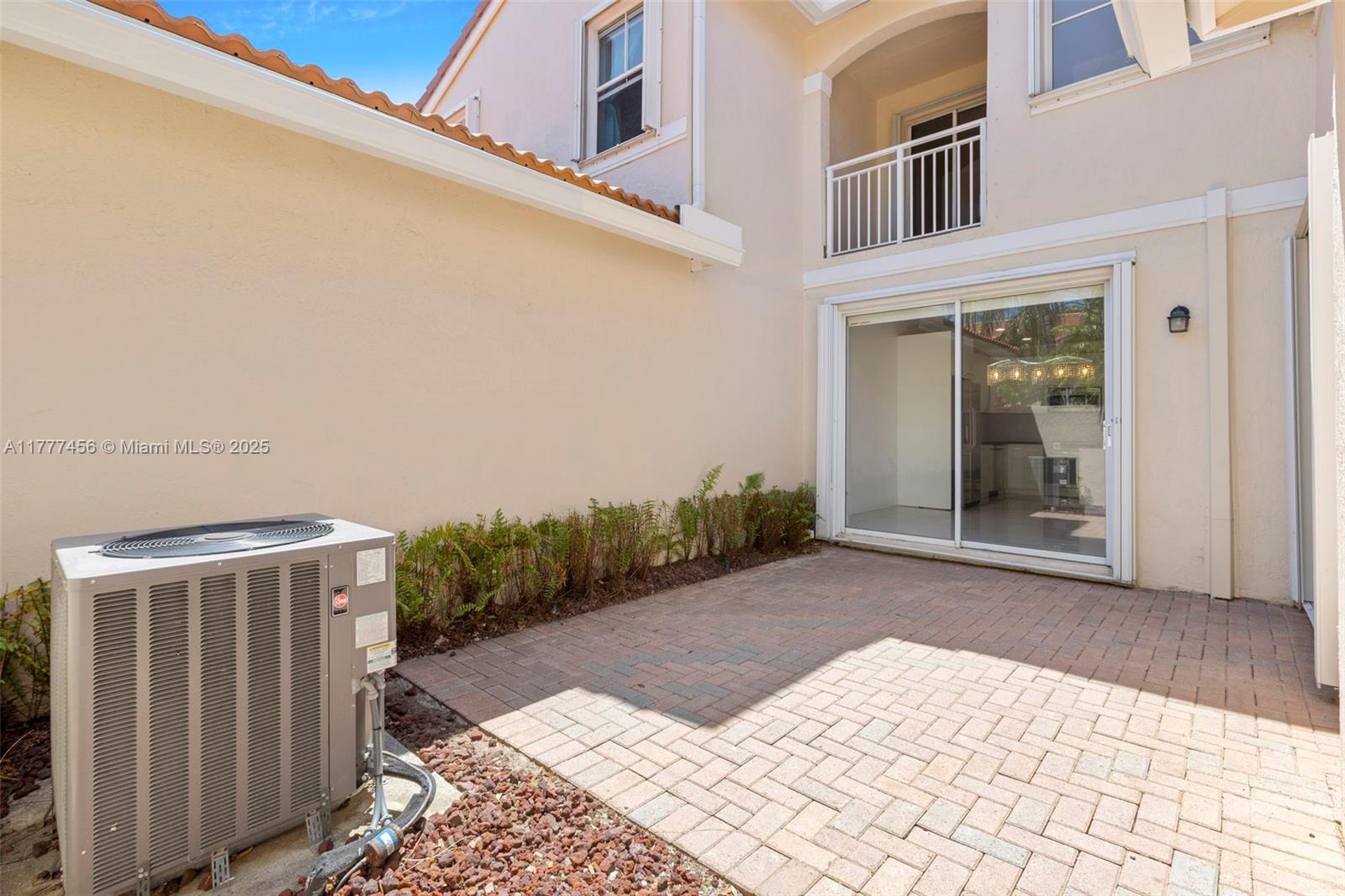 WEST LAKE VILLAGE PLAT - Residential Lease