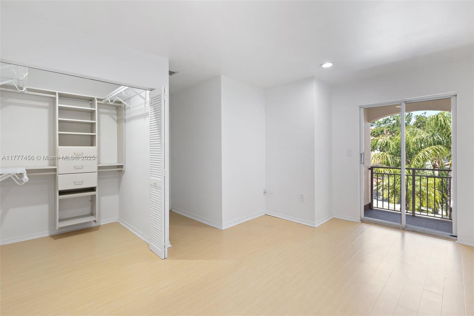 WEST LAKE VILLAGE PLAT - Residential Lease
