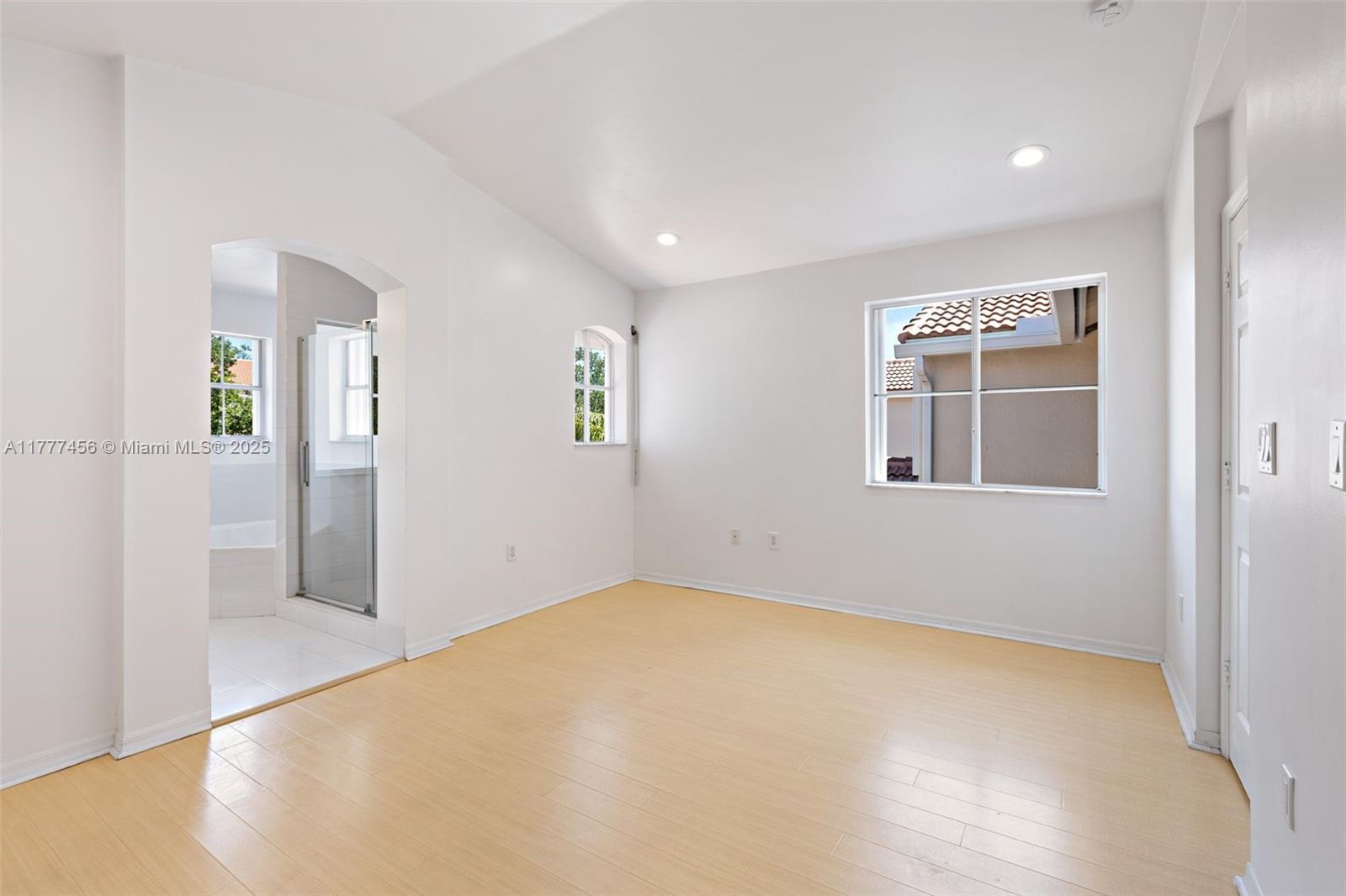 WEST LAKE VILLAGE PLAT - Residential Lease