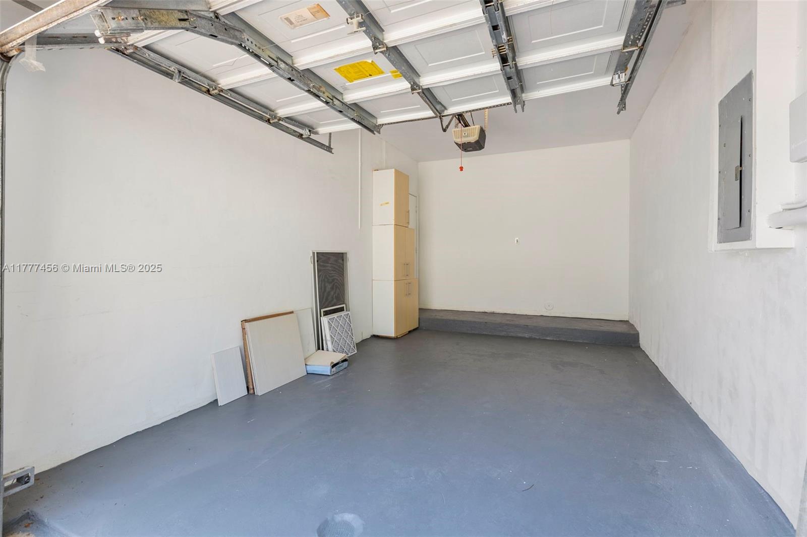 WEST LAKE VILLAGE PLAT - Residential Lease