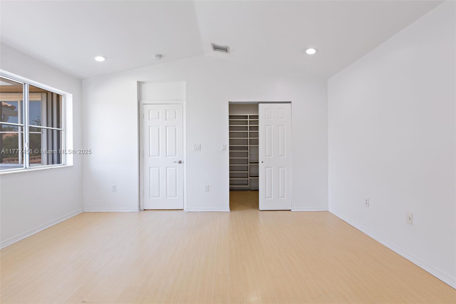 WEST LAKE VILLAGE PLAT - Residential Lease