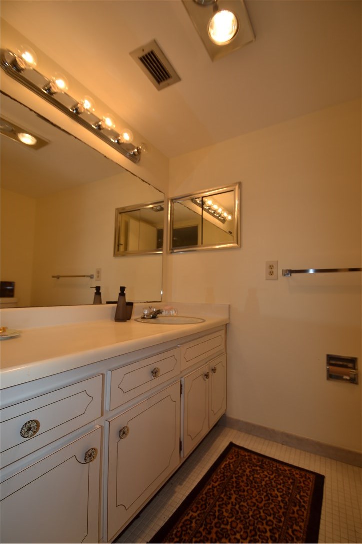Admirals Cove - Residential