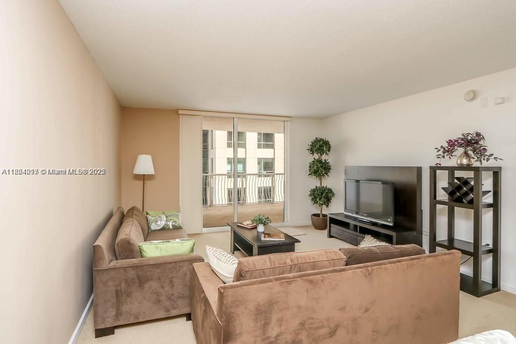 THE CLUB AT BRICKELL BAY - Residential